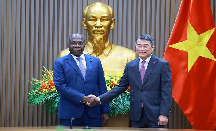 Vietnam, Angola Push for Deeper Bilateral Cooperation